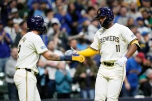 seattle mariners vs milwaukee brewers match player stats